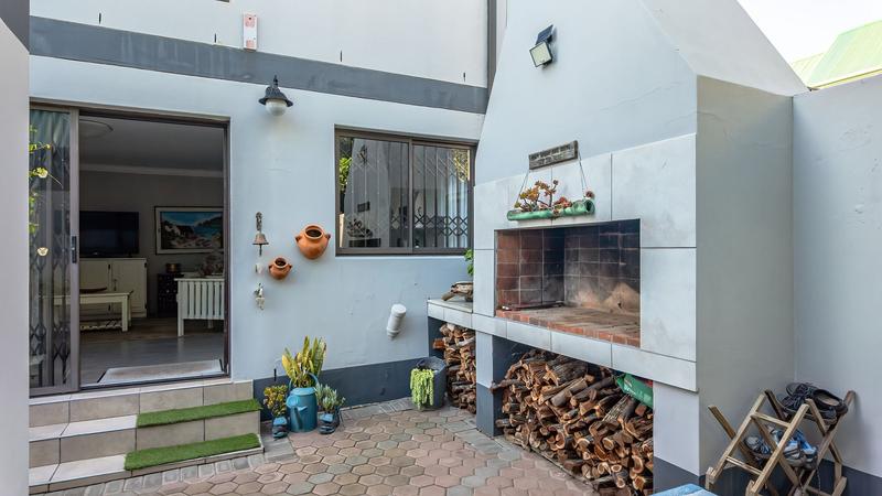 3 Bedroom Property for Sale in Twee Kuilen Western Cape